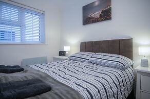 Castle Cove - 1 Bedroom Apartment - Tenby