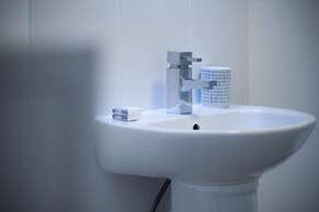 Castle Cove - 1 Bedroom Apartment - Tenby