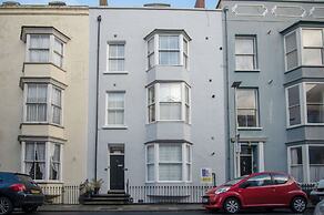 Skylark - 2 Bedroom Apartment - Tenby