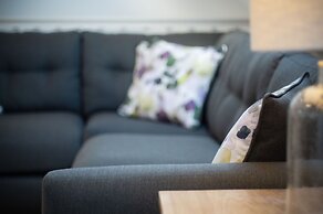 Skylark - 2 Bedroom Apartment - Tenby