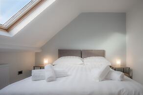 Skylark - 2 Bedroom Apartment - Tenby