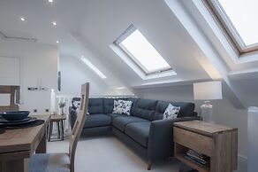 Skylark - 2 Bedroom Apartment - Tenby