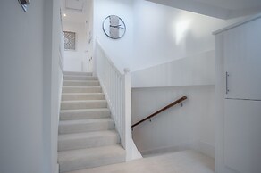 Skylark - 2 Bedroom Apartment - Tenby