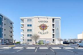 Thunder Island 114c 2 Bedroom Condo by RedAwning