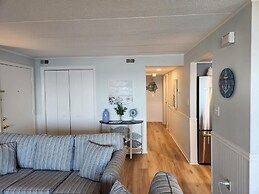 Thunder Island 114c 2 Bedroom Condo by RedAwning