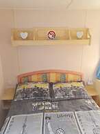 Cosey 3 Bedroom Mobile Home Golden Palms Resort