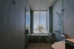 Sunlight on the peninsula