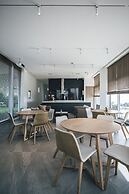 Sunlight on the peninsula