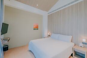 Sunlight on the peninsula