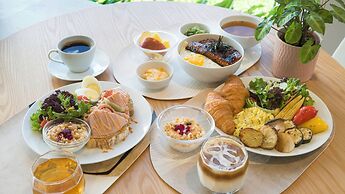 Sunlight on the peninsula