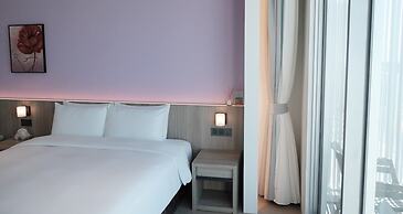 Sunlight on the peninsula