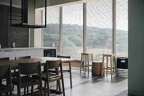 Sunlight on the peninsula