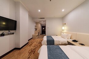 Legend Hotel and Resort