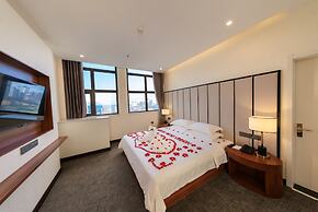 Legend Hotel and Resort