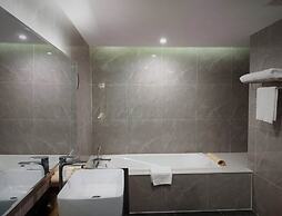 Legend Hotel and Resort