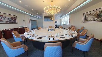 Legend Hotel and Resort