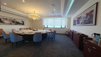 Legend Hotel and Resort