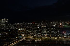 Luxury 2B2B Marvelous View Central Location