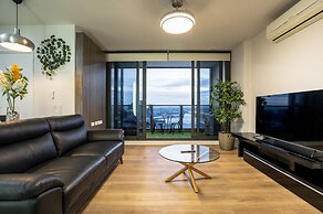 Luxury 2B2B Marvelous View Central Location