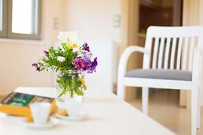 Deluxe Villa Ianthos - Outdoor Hot Tub & Kids Pool