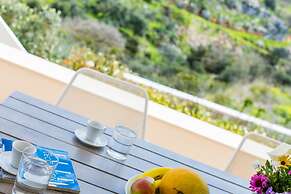 Deluxe Villa Ianthos - Outdoor Hot Tub & Kids Pool