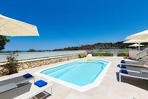 Deluxe Villa Ianthos - Outdoor Hot Tub & Kids Pool