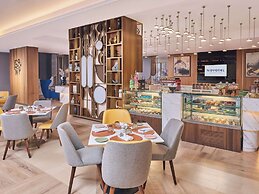 Novotel Mumbai International Airport