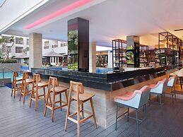 Grand Mercure Bali Seminyak