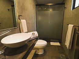 Madero Hotel & Suites