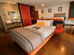 Madero Hotel & Suites