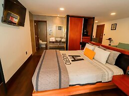 Madero Hotel & Suites