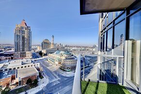 Grand Royal Condos -Mississauga SQ One