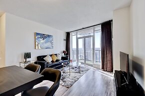 Grand Royal Condos -Mississauga SQ One