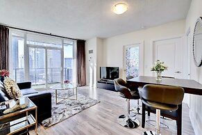 Grand Royal Condos -Mississauga SQ One