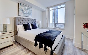 Grand Royal Condos -Mississauga SQ One