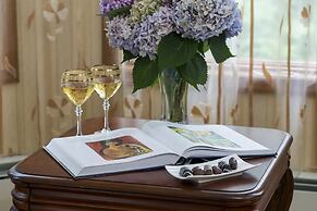 Cherry Valley Manor Luxury Bed and Breakfast