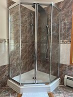 Cherry Valley Manor Luxury Bed and Breakfast