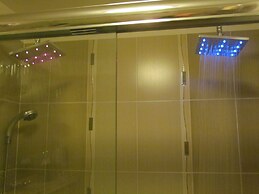 Cherry Valley Manor Luxury Bed and Breakfast