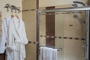 Cherry Valley Manor Luxury Bed and Breakfast