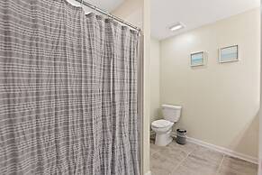 Sweet Suite Sleeps 6 @ Storey Lake By Shine Villas 2 Bedroom Apts