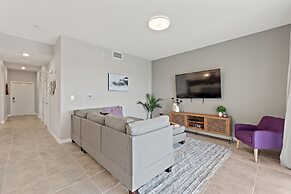 Sweet Suite Sleeps 6 @ Storey Lake By Shine Villas 2 Bedroom Apts