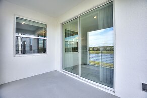 Sweet Suite Sleeps 6 @ Storey Lake By Shine Villas 2 Bedroom Apts