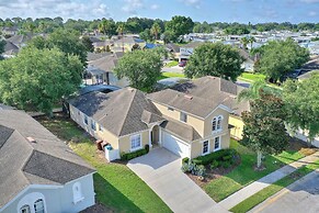 Gold Rest @ Calabay Parc Tower Lake By Shine 412 4 Bedroom Villa