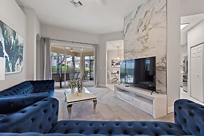 Gold Rest @ Calabay Parc Tower Lake By Shine 412 4 Bedroom Villa