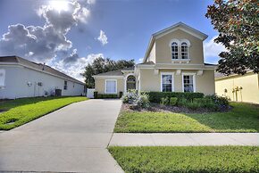 Gold Rest @ Calabay Parc Tower Lake By Shine 412 4 Bedroom Villa