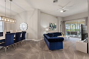 Gold Rest @ Calabay Parc Tower Lake By Shine 412 4 Bedroom Villa