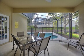 Gold Rest @ Calabay Parc Tower Lake By Shine 412 4 Bedroom Villa