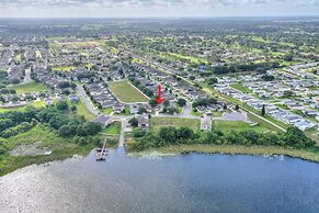 Gold Rest @ Calabay Parc Tower Lake By Shine 412 4 Bedroom Villa