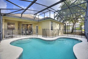 Gold Rest @ Calabay Parc Tower Lake By Shine 412 4 Bedroom Villa