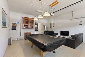 Miles Around At Highlands Reserve By Shine Villas 6 Bedroom Home